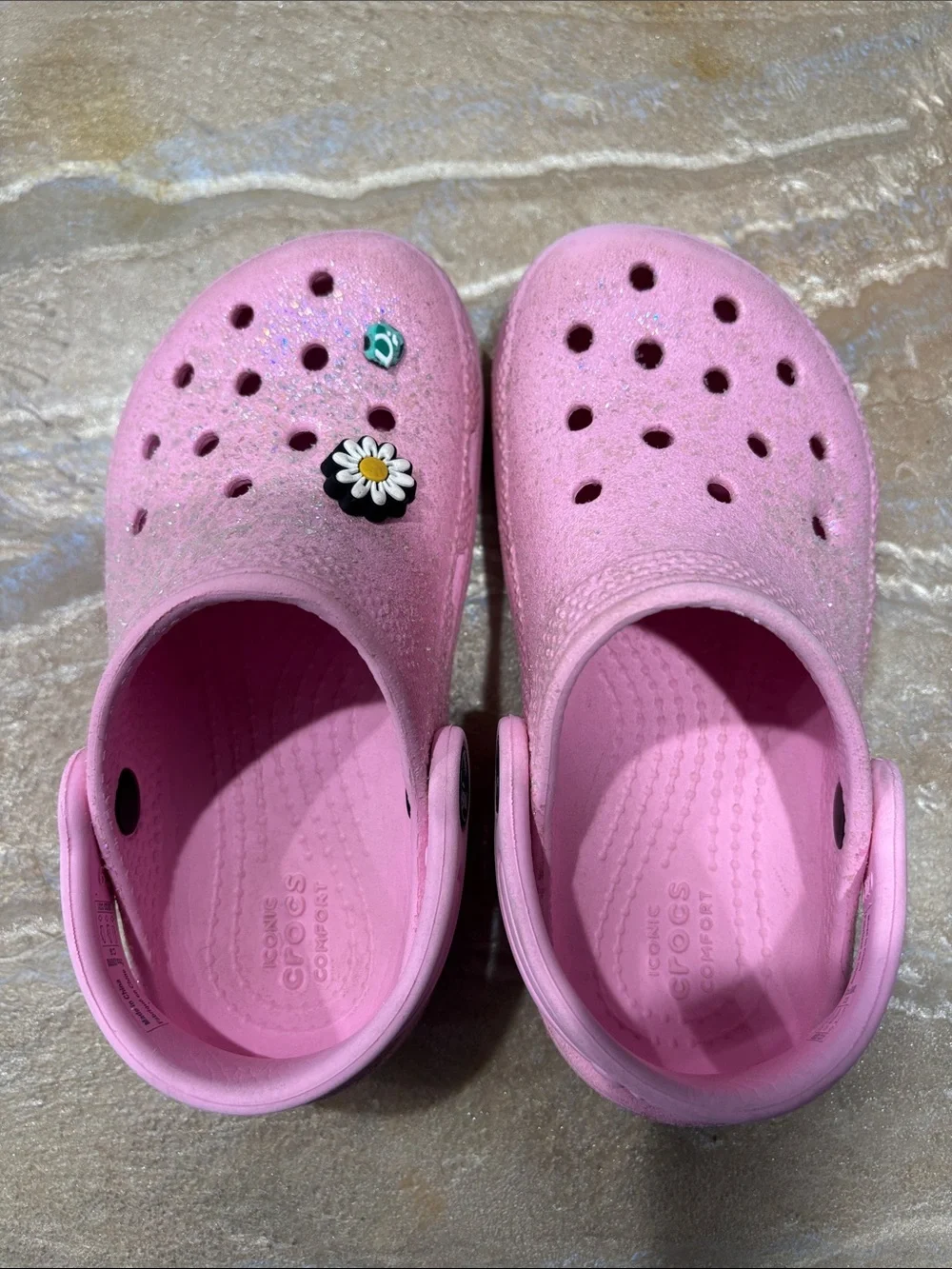 CROCS Kids Pink Clog Sandals with Daisy Charm Lightweight Size Kid C9